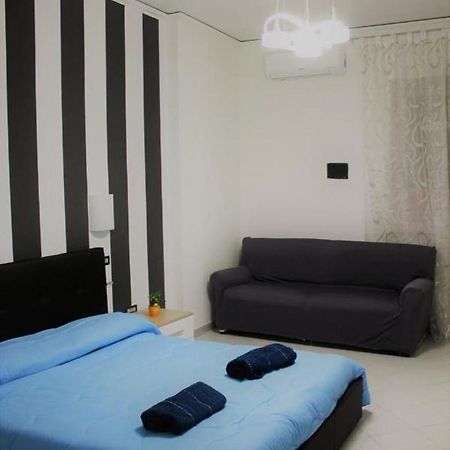 B&B Napoli Centrale ภายนอก รูปภาพ