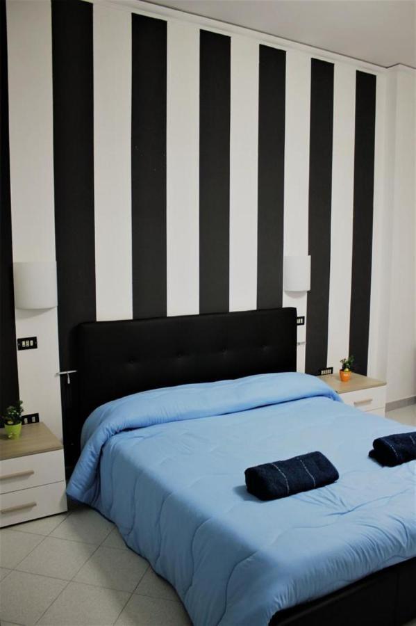 B&B Napoli Centrale ภายนอก รูปภาพ
